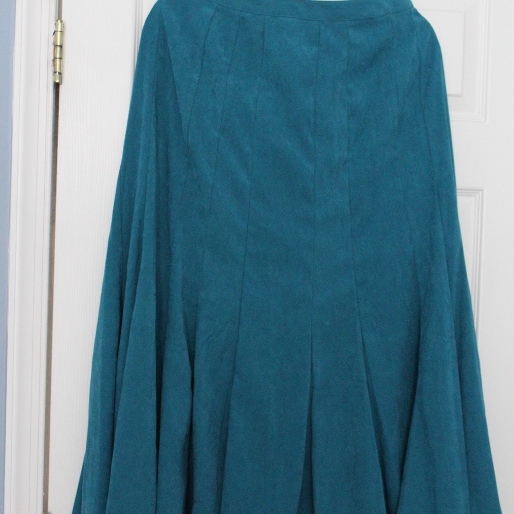Teal Faux Sude Gored Skirt NWT Dress Barn SZ 16